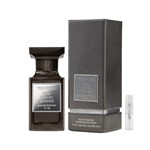 Tom Ford Oud Wood Intense - Eau de Parfum - Geurmonster - 2 ml 