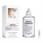 Maison Margiela Lazy Sunday Morning - Eau de Toilette - Geurmonster - 2 ml