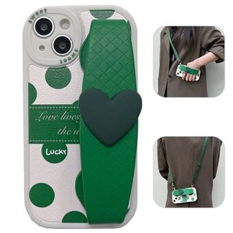 Voor iPhone 14 Plus Love Hart Polsband Valbescherming Groene Stippen Patroon PU Leer Gecoat TPU Telefoon Cover Back Case met Schouderriem